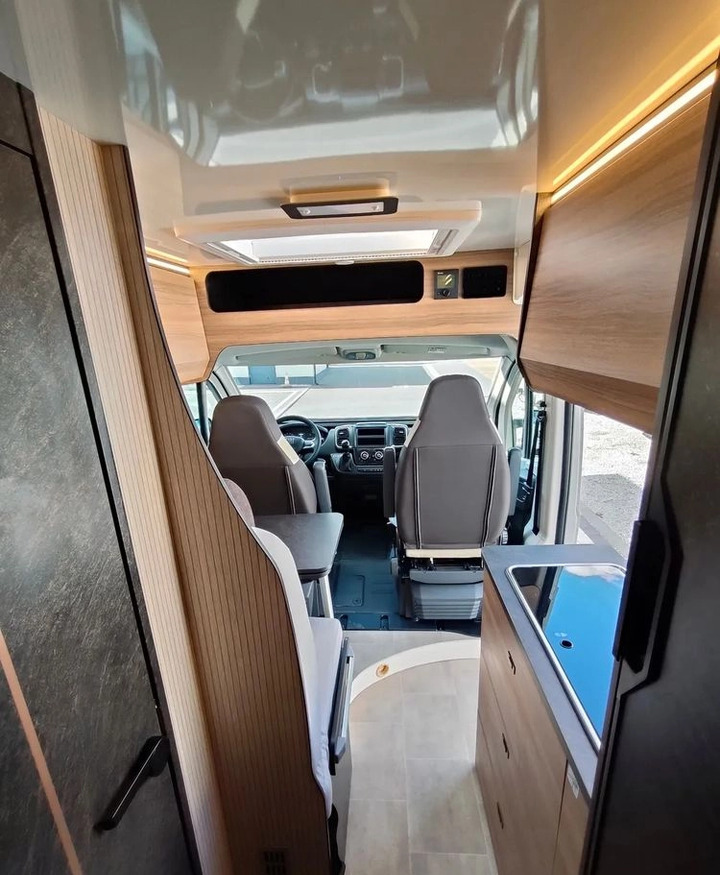 Νέα Αυτοκινούμενο βαν Fiat Ducato Rimor Horus 45 NEW AUTOMAT Grau Truma Diesel Lampen FULL LED 4-Sitzer: φωτογραφία 19