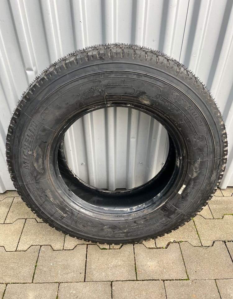 NOWA Opona Michelin X Multi 215/75R 17.5” - Ελαστικό για Φορτηγό: φωτογραφία 1 NOWA Opona Michelin X Multi 215/75R 17.5” - Ελαστικό για Φορτηγό: φωτογραφία 1