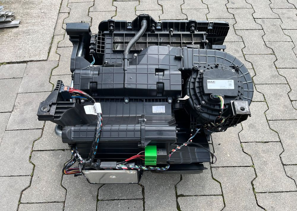 Nagrzewnica DAF XF 106 euro 6 lift dmuchawa - Θέρμανση/ Εξαερισμός για Φορτηγό: φωτογραφία 3 Nagrzewnica DAF XF 106 euro 6 lift dmuchawa - Θέρμανση/ Εξαερισμός για Φορτηγό: φωτογραφία 3