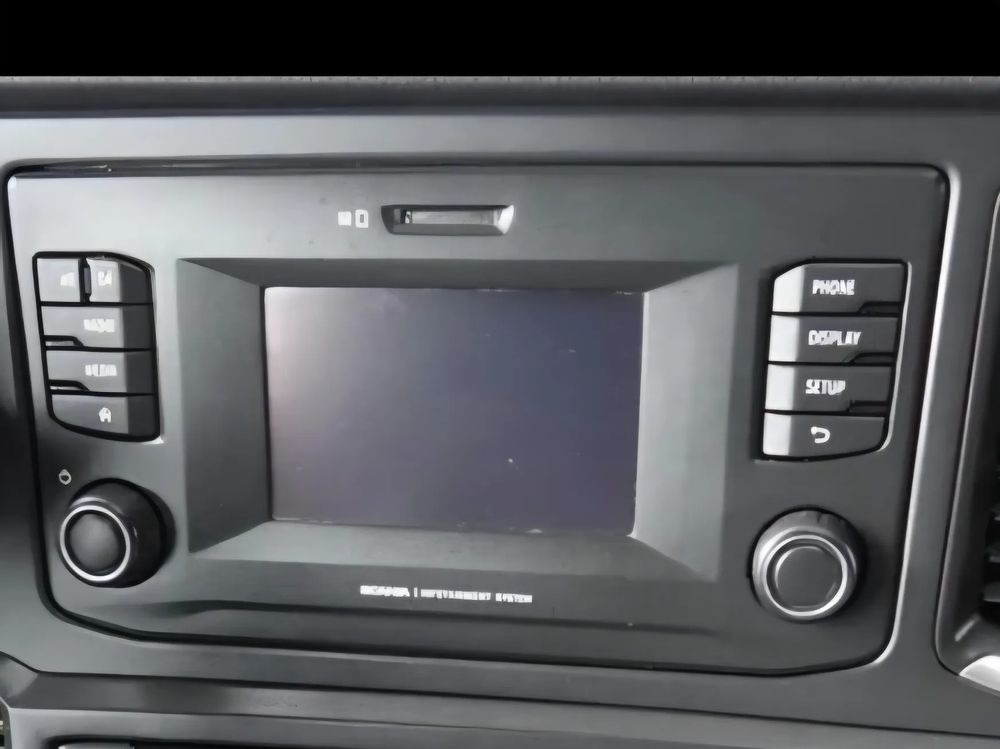 SCANIA R S NGT RADIO - Καμπίνα και εσωτερικό: φωτογραφία 1 SCANIA R S NGT RADIO - Καμπίνα και εσωτερικό: φωτογραφία 1