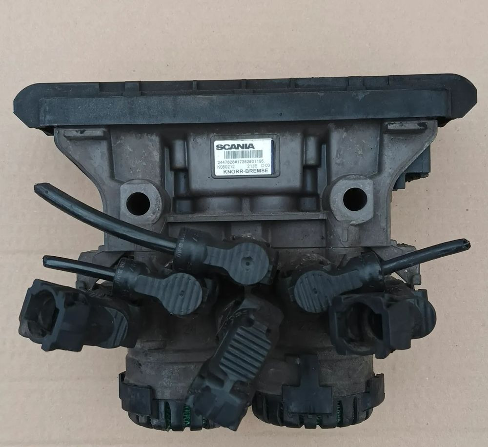 SCANIA R S ZAWÓR MODULATOR EBS 2447828 K050212 - Βαλβίδα φρένων για Φορτηγό: φωτογραφία 1 SCANIA R S ZAWÓR MODULATOR EBS 2447828 K050212 - Βαλβίδα φρένων για Φορτηγό: φωτογραφία 1