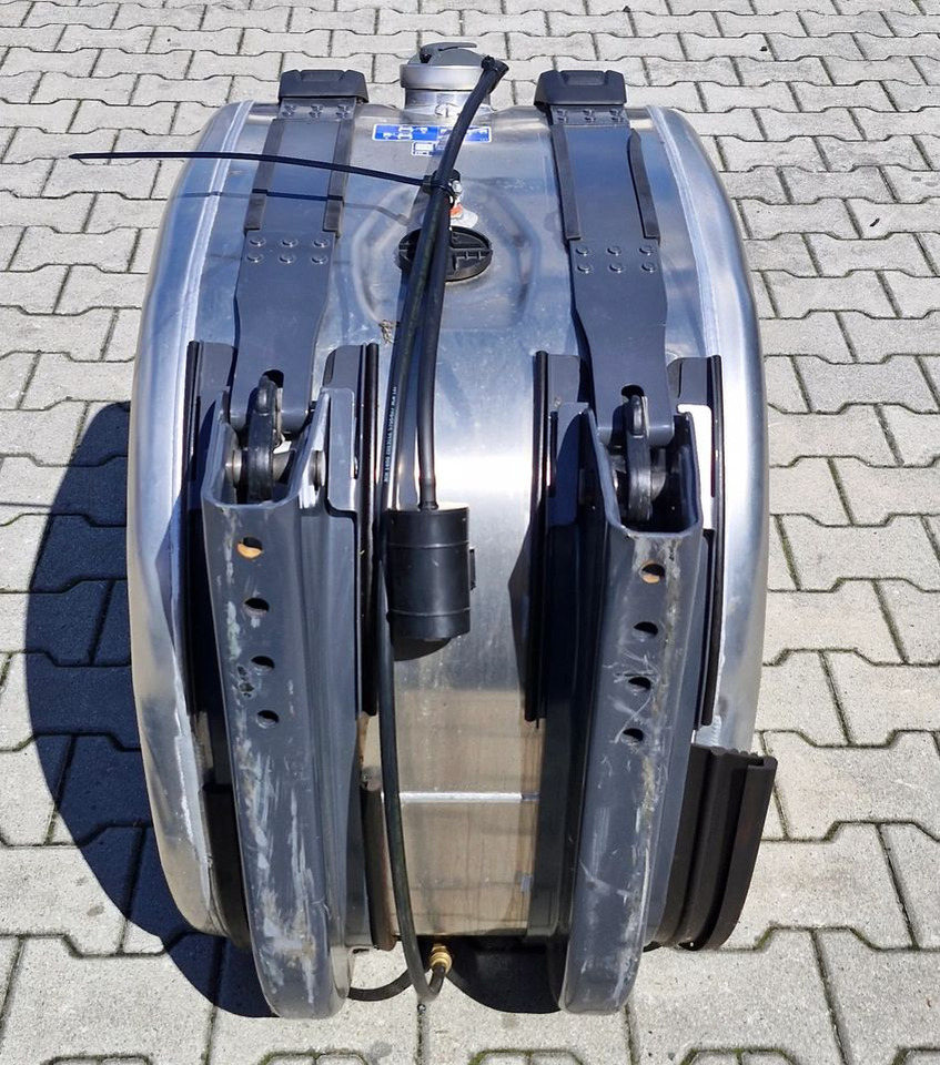 SCANIA R S ZBIORNIK PALIWA 220L NOWY - Ρεζερβουάρ καυσίμου για Φορτηγό: φωτογραφία 2 SCANIA R S ZBIORNIK PALIWA 220L NOWY - Ρεζερβουάρ καυσίμου για Φορτηγό: φωτογραφία 2