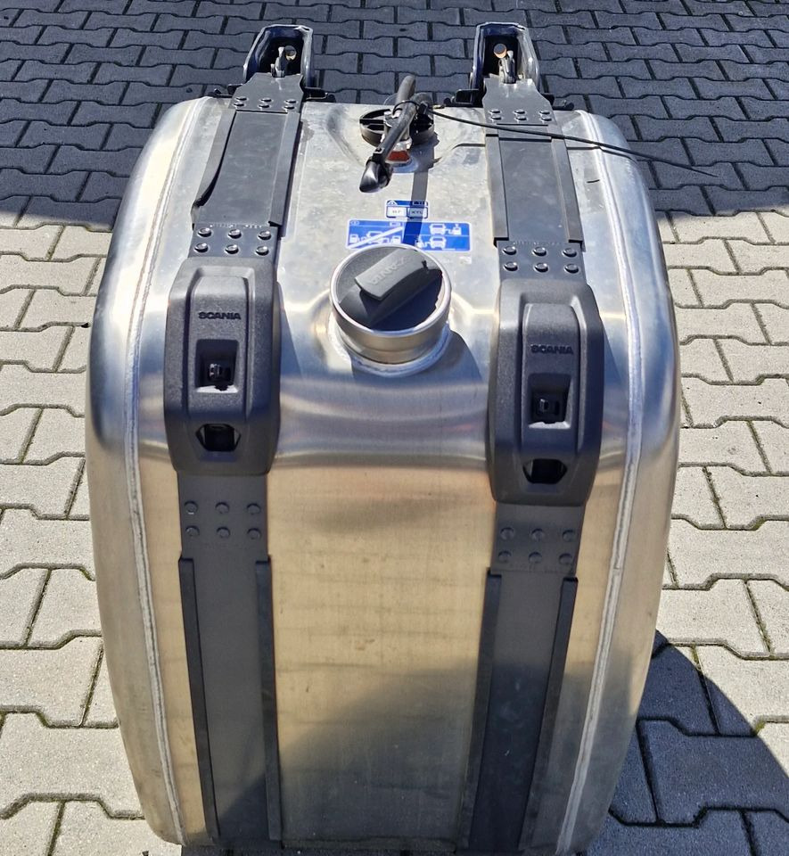 SCANIA R S ZBIORNIK PALIWA 220L NOWY - Ρεζερβουάρ καυσίμου για Φορτηγό: φωτογραφία 1 SCANIA R S ZBIORNIK PALIWA 220L NOWY - Ρεζερβουάρ καυσίμου για Φορτηγό: φωτογραφία 1