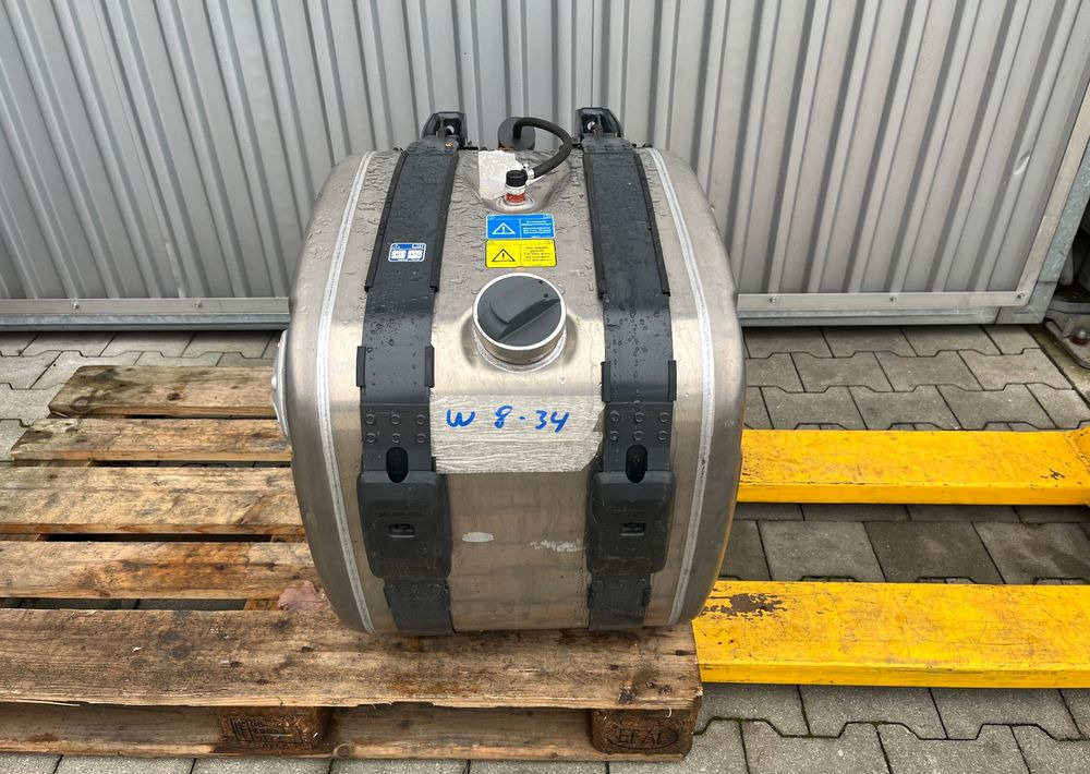 Zbiornik paliwa Scania R S 165 L kompletny 2600650 bak NGS NGR - Ρεζερβουάρ καυσίμου για Φορτηγό: φωτογραφία 1 Zbiornik paliwa Scania R S 165 L kompletny 2600650 bak NGS NGR - Ρεζερβουάρ καυσίμου για Φορτηγό: φωτογραφία 1
