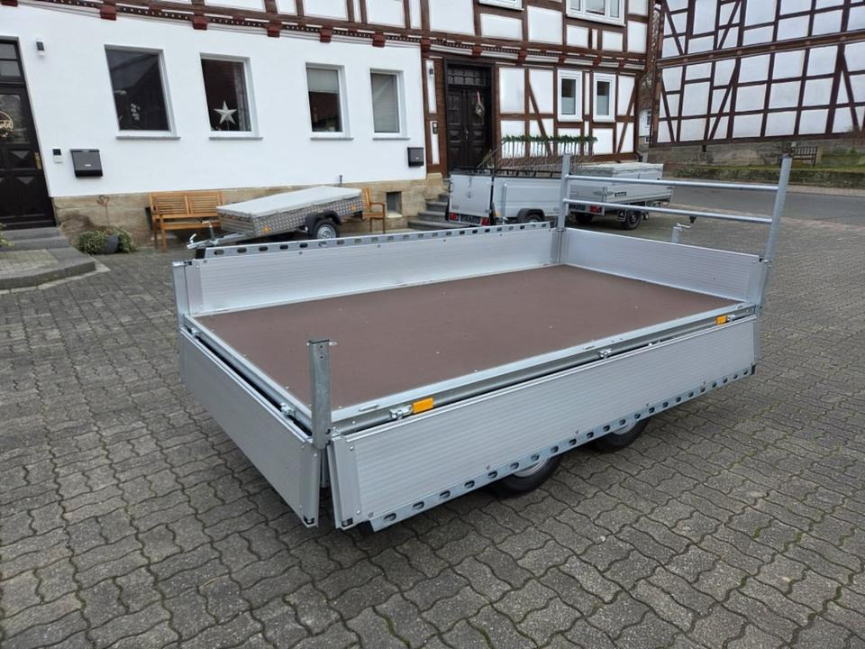 Böckmann 3016/27 F PKW-Anhänger Hochlader 2,7 to Top Ausstattung - Τρέιλερ πλατφόρμα/ Καρότσα: φωτογραφία 5 Böckmann 3016/27 F PKW-Anhänger Hochlader 2,7 to Top Ausstattung - Τρέιλερ πλατφόρμα/ Καρότσα: φωτογραφία 5