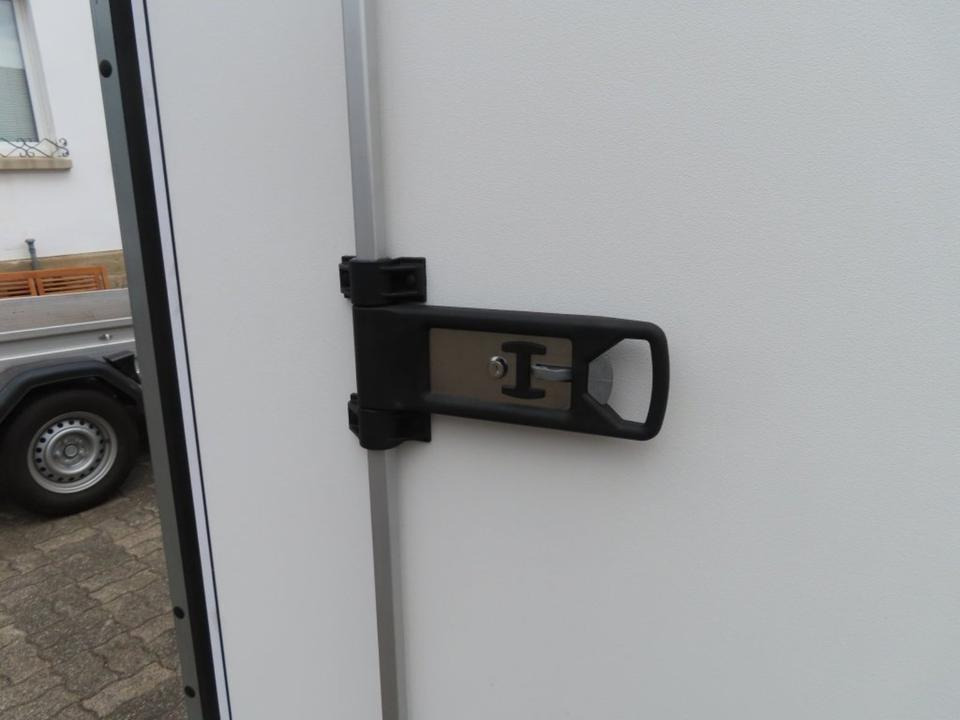 Böckmann KT 2513/135 PKW-Anhänger, Koffer, 1,35to., 100 km/h - Ρυμούλκα κόφα: φωτογραφία 5 Böckmann KT 2513/135 PKW-Anhänger, Koffer, 1,35to., 100 km/h - Ρυμούλκα κόφα: φωτογραφία 5