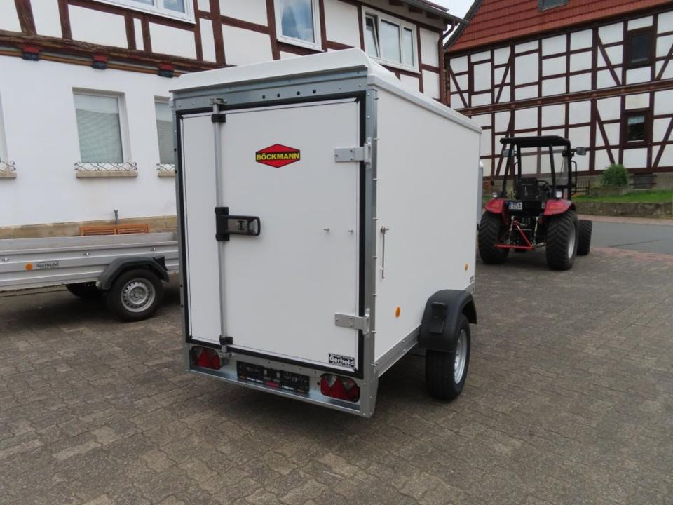 Böckmann KT 2513/135 PKW-Anhänger, Koffer, 1,35to., 100 km/h - Ρυμούλκα κόφα: φωτογραφία 4 Böckmann KT 2513/135 PKW-Anhänger, Koffer, 1,35to., 100 km/h - Ρυμούλκα κόφα: φωτογραφία 4