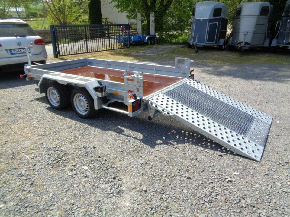 Böckmann PKW-Anhänger Baumaschinentransporter, 3,5 to. 100 km/h - Τρέιλερ μεταφοράς μηχανημάτων: φωτογραφία 5 Böckmann PKW-Anhänger Baumaschinentransporter, 3,5 to. 100 km/h - Τρέιλερ μεταφοράς μηχανημάτων: φωτογραφία 5