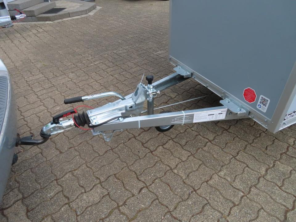 Böckmann PKW-Anhänger Koffer KT2513/135 F Tür-Rampekombination - Ρυμούλκα κόφα: φωτογραφία 4 Böckmann PKW-Anhänger Koffer KT2513/135 F Tür-Rampekombination - Ρυμούλκα κόφα: φωτογραφία 4