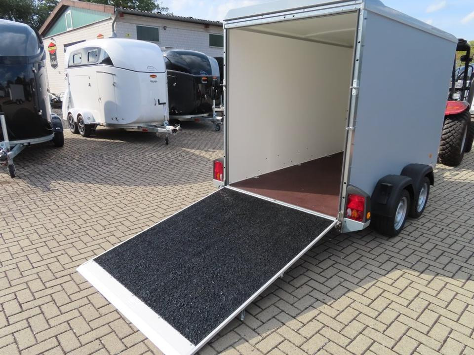 Böckmann PKW-Anhänger,Koffer, Tür-Rampekombination, 2,0 to. 100 k - Ρυμούλκα κόφα: φωτογραφία 1 Böckmann PKW-Anhänger,Koffer, Tür-Rampekombination, 2,0 to. 100 k - Ρυμούλκα κόφα: φωτογραφία 1