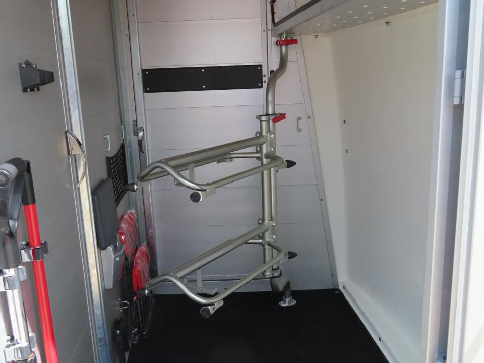 Böckmann Pferdeanhänger Big Portax WCF Videokamera - Τρέιλερ μεταφοράς αλόγων: φωτογραφία 3 Böckmann Pferdeanhänger Big Portax WCF Videokamera - Τρέιλερ μεταφοράς αλόγων: φωτογραφία 3