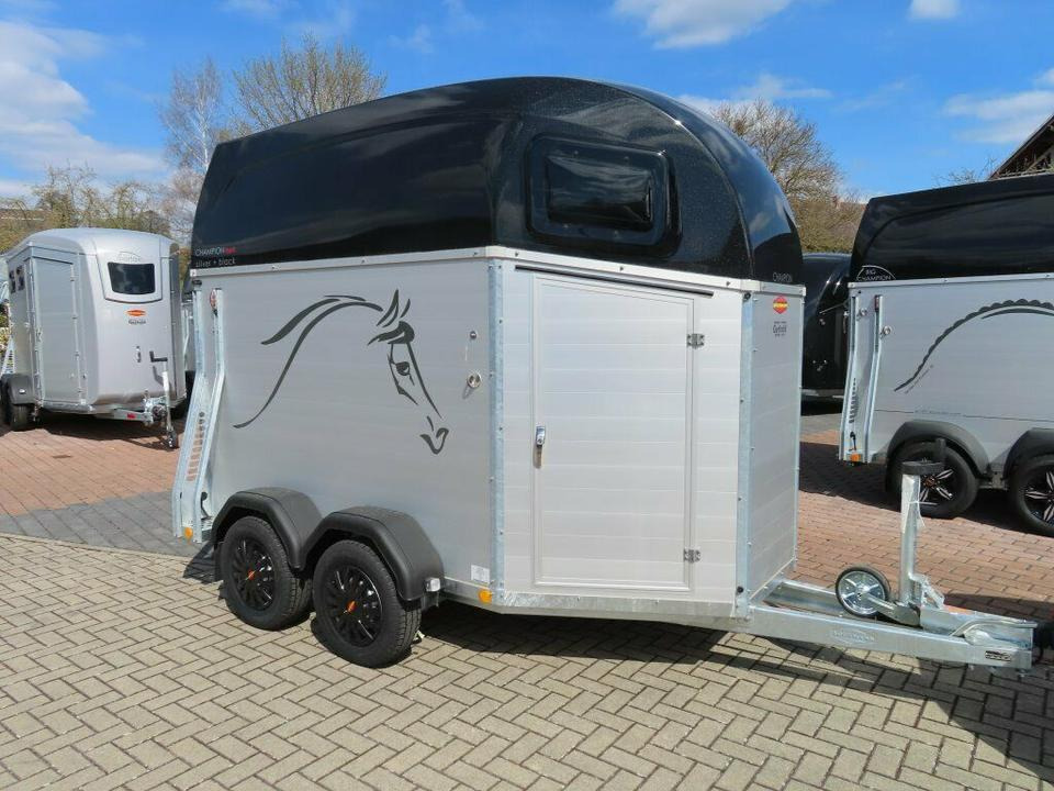 Böckmann Pferdeanhänger Champion Esprit Flügeltür Sattelkammer - Τρέιλερ μεταφοράς αλόγων: φωτογραφία 3 Böckmann Pferdeanhänger Champion Esprit Flügeltür Sattelkammer - Τρέιλερ μεταφοράς αλόγων: φωτογραφία 3