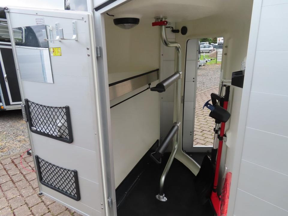 Böckmann, Pferdeanhänger, der neue Big Champion WCF 2022 - Τρέιλερ μεταφοράς αλόγων: φωτογραφία 4 Böckmann, Pferdeanhänger, der neue Big Champion WCF 2022 - Τρέιλερ μεταφοράς αλόγων: φωτογραφία 4