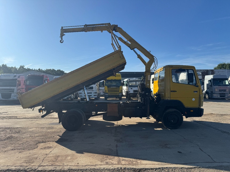 Mercedes-Benz SK 914 (STEEL SUSPENSION / HIAB CRANE / 6 CYLINDER WITH MANUAL PUMP / PERFECT GERMAN TRUCK !!!) - Φορτηγό ανατρεπόμενο, Φορτηγό με γερανό: φωτογραφία 4 Mercedes-Benz SK 914 (STEEL SUSPENSION / HIAB CRANE / 6 CYLINDER WITH MANUAL PUMP / PERFECT GERMAN TRUCK !!!) - Φορτηγό ανατρεπόμενο, Φορτηγό με γερανό: φωτογραφία 4