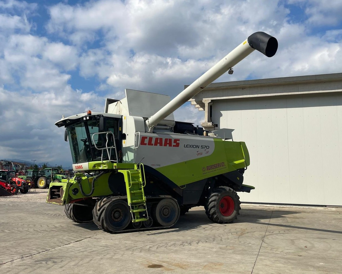 CLAAS MIETITREBBIA LEXION 570TT - Θεριζοαλωνιστική μηχανή: φωτογραφία 1 CLAAS MIETITREBBIA LEXION 570TT - Θεριζοαλωνιστική μηχανή: φωτογραφία 1