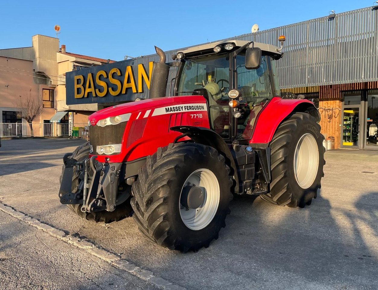 MASSEY FERGUSON 7718 DYNA-VT - Τρακτέρ: φωτογραφία 1 MASSEY FERGUSON 7718 DYNA-VT - Τρακτέρ: φωτογραφία 1