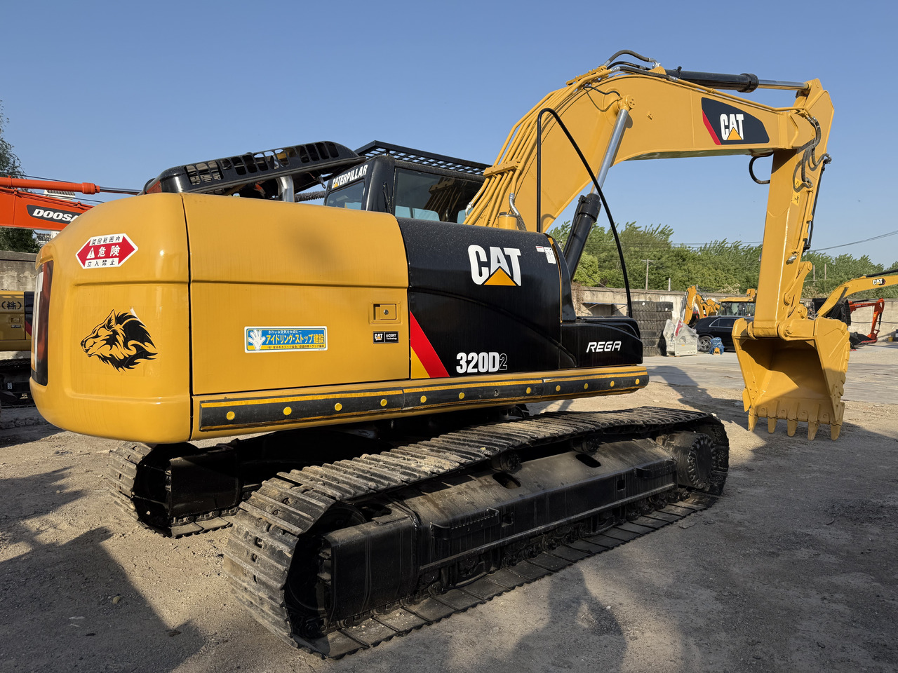 CATERPILLAR used cat 320d - Ερπυστριοφόρος εκσκαφέας: φωτογραφία 1 CATERPILLAR used cat 320d - Ερπυστριοφόρος εκσκαφέας: φωτογραφία 1