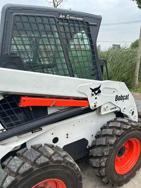 Used Bob Cat Bob Cat S160 Used Mini Skid Steer Wheel Loader Multifunctional Track Loaders Bobcat S160 2.7 Ton - Φορτωτής πλάγιας ολίσθησης: φωτογραφία 3 Used Bob Cat Bob Cat S160 Used Mini Skid Steer Wheel Loader Multifunctional Track Loaders Bobcat S160 2.7 Ton - Φορτωτής πλάγιας ολίσθησης: φωτογραφία 3
