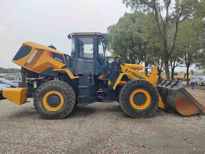 Used LIUGONG 856H wheel in Good Condition for sale 90%new uesd Loader liugong 856h Used Loader For Sale - Ελαστιχοφόρος φορτωτής: φωτογραφία 3 Used LIUGONG 856H wheel in Good Condition for sale 90%new uesd Loader liugong 856h Used Loader For Sale - Ελαστιχοφόρος φορτωτής: φωτογραφία 3