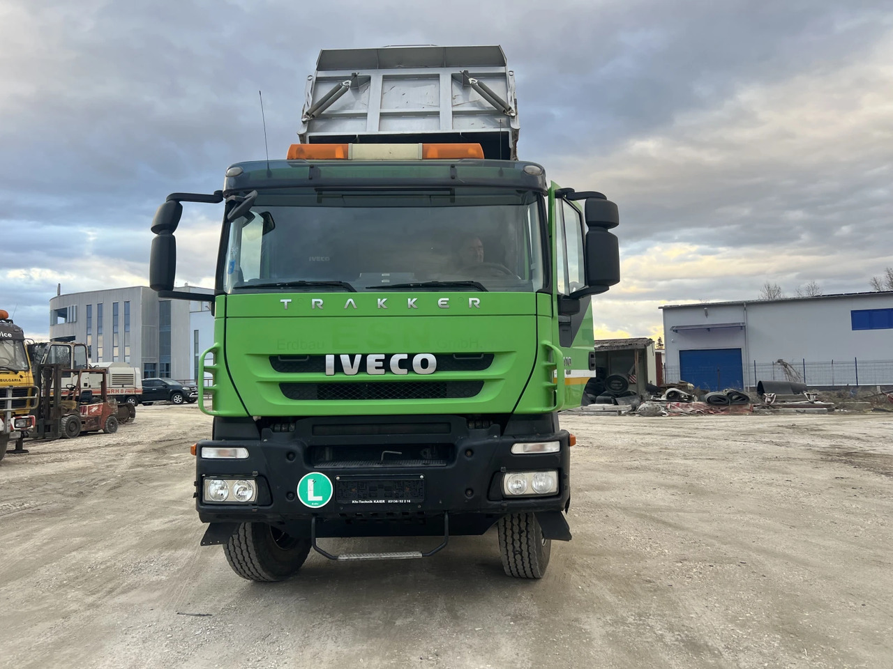Iveco Trakker 8х4, Нов внос - Φορτηγό ανατρεπόμενο: φωτογραφία 4 Iveco Trakker 8х4, Нов внос - Φορτηγό ανατρεπόμενο: φωτογραφία 4