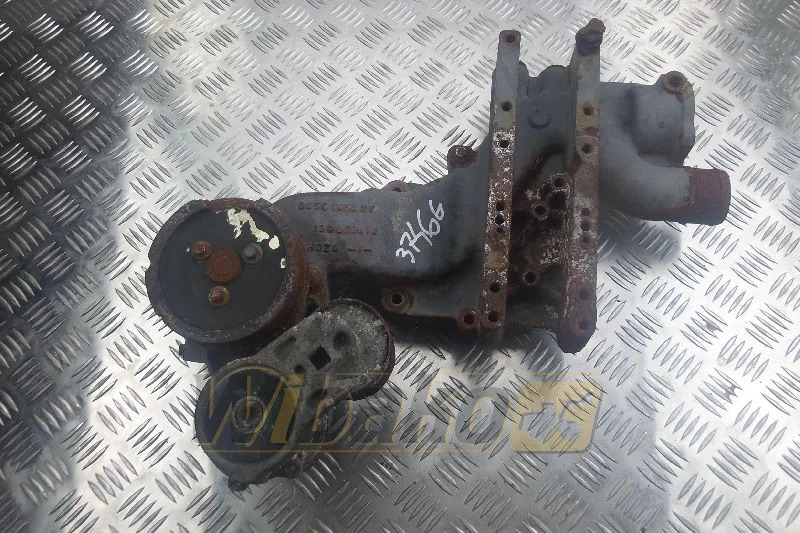 Deutz TCD2013 L06 2V 0450 7458 RY - Αντλία νερού: φωτογραφία 1 Deutz TCD2013 L06 2V 0450 7458 RY - Αντλία νερού: φωτογραφία 1