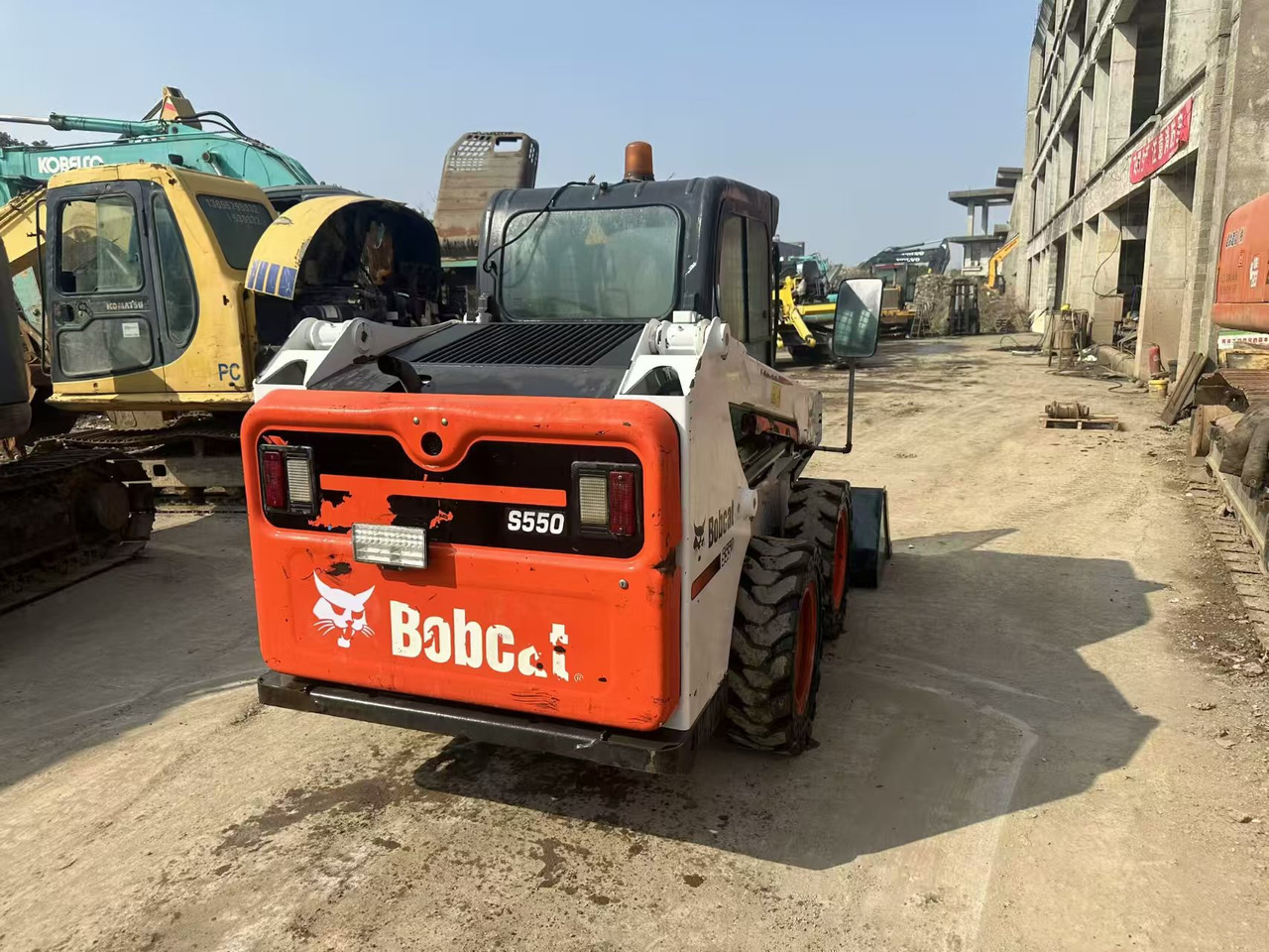 BOBCAT s550 - Ελαστιχοφόρος φορτωτής: φωτογραφία 5 BOBCAT s550 - Ελαστιχοφόρος φορτωτής: φωτογραφία 5