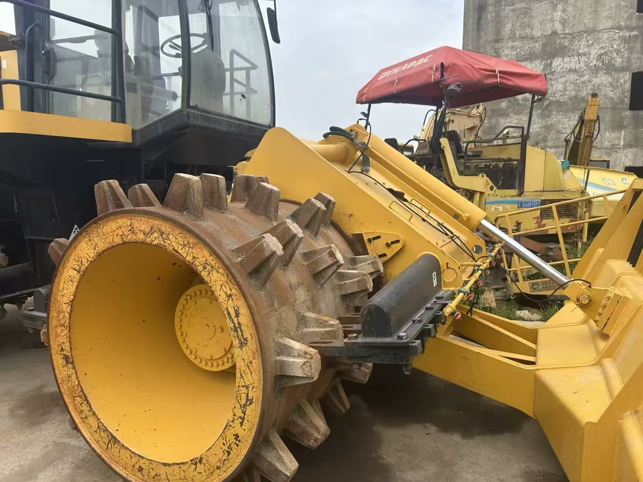 CATERPILLAR 6G - Οδοστρωτήρες: φωτογραφία 2 CATERPILLAR 6G - Οδοστρωτήρες: φωτογραφία 2