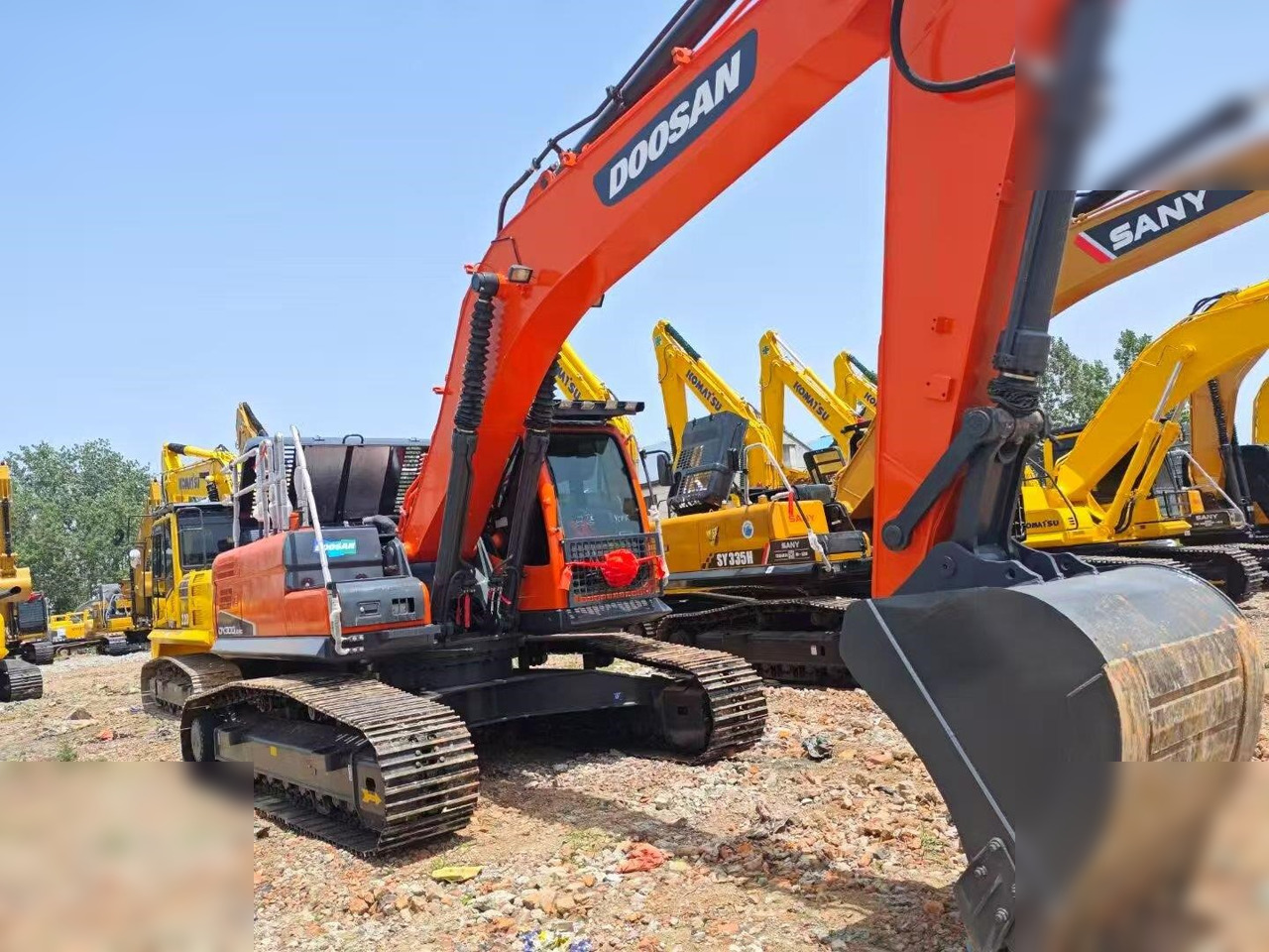 DOOSAN DX300 LC - Ερπυστριοφόρος εκσκαφέας: φωτογραφία 2 DOOSAN DX300 LC - Ερπυστριοφόρος εκσκαφέας: φωτογραφία 2