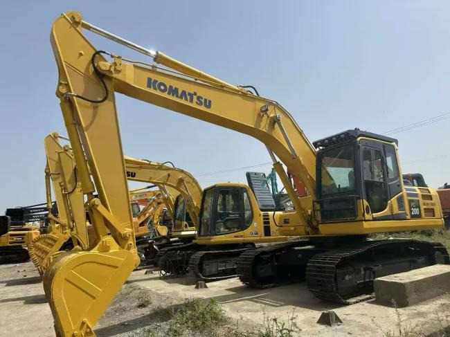 KOMATSU 200-8 - Ερπυστριοφόρος εκσκαφέας: φωτογραφία 2 KOMATSU 200-8 - Ερπυστριοφόρος εκσκαφέας: φωτογραφία 2