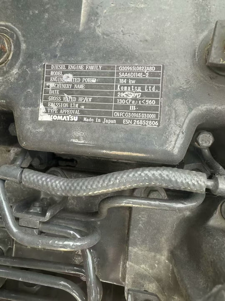 KOMATSU 350 - Ερπυστριοφόρος εκσκαφέας: φωτογραφία 4 KOMATSU 350 - Ερπυστριοφόρος εκσκαφέας: φωτογραφία 4