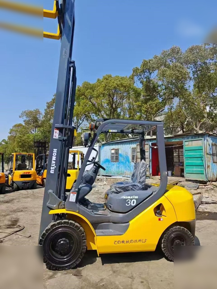 KOMATSU FD30-7 - Υγραεριοκίνητο περονοφόρο: φωτογραφία 3 KOMATSU FD30-7 - Υγραεριοκίνητο περονοφόρο: φωτογραφία 3
