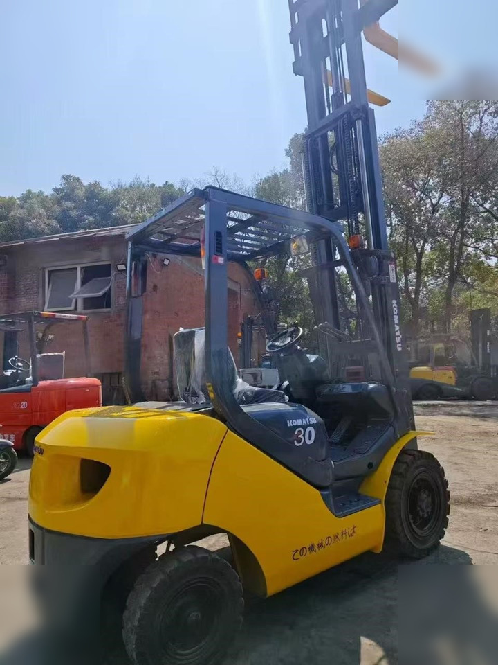KOMATSU FD30-7 - Υγραεριοκίνητο περονοφόρο: φωτογραφία 4 KOMATSU FD30-7 - Υγραεριοκίνητο περονοφόρο: φωτογραφία 4
