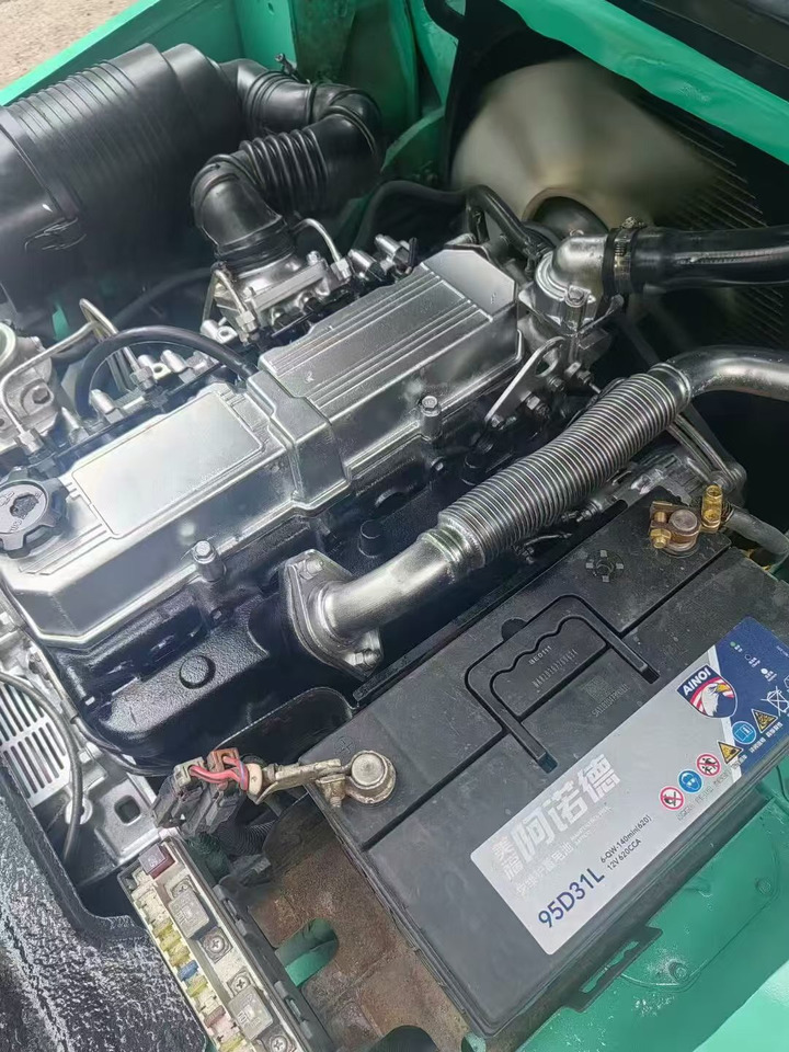 MITSUBISHI 3-ton - Κάθετος ανελκυστήρας με κατάρτι: φωτογραφία 5 MITSUBISHI 3-ton - Κάθετος ανελκυστήρας με κατάρτι: φωτογραφία 5