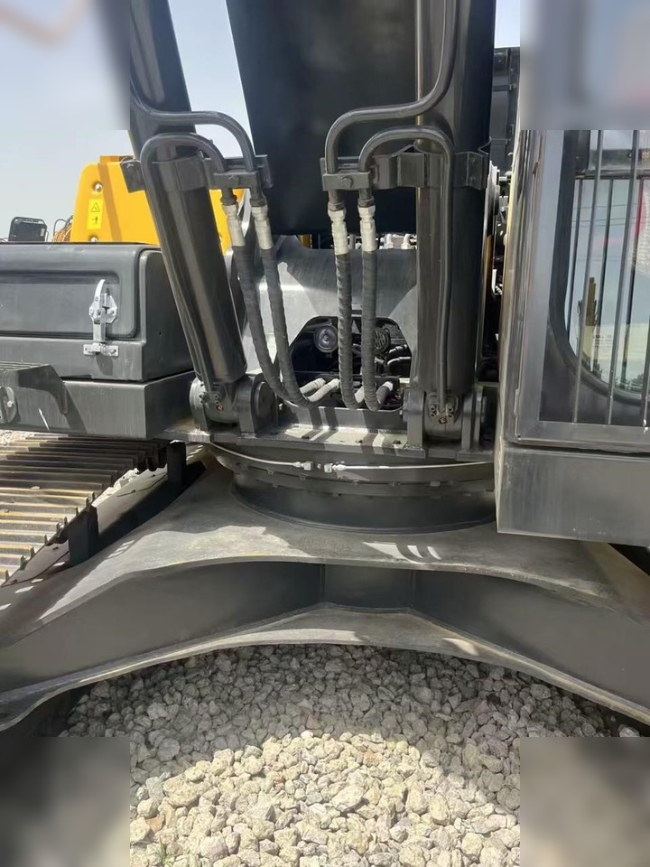 Ερπυστριοφόρος εκσκαφέας VOLVO EC240: φωτογραφία 14