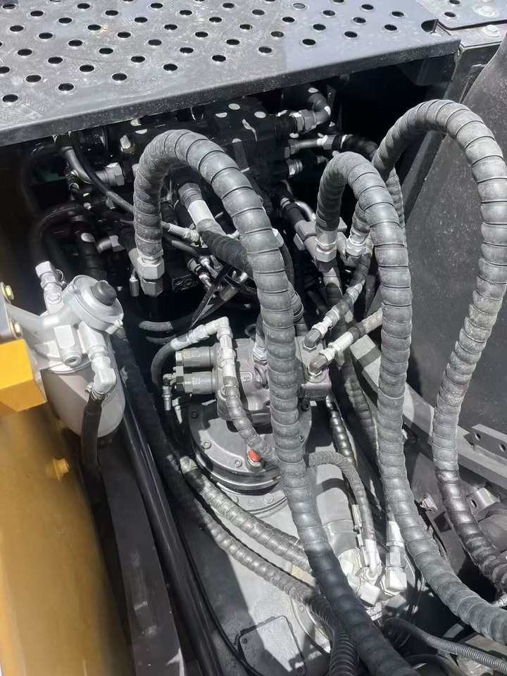 Ερπυστριοφόρος εκσκαφέας volvo EC140: φωτογραφία 6