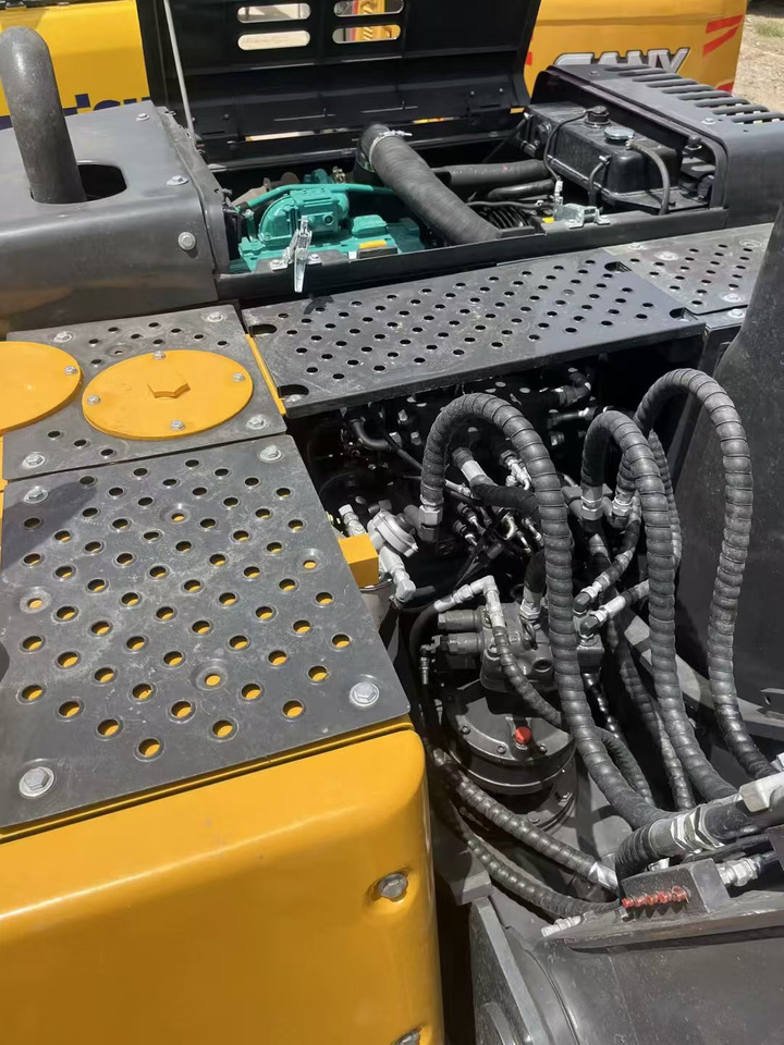 Ερπυστριοφόρος εκσκαφέας volvo EC140: φωτογραφία 14