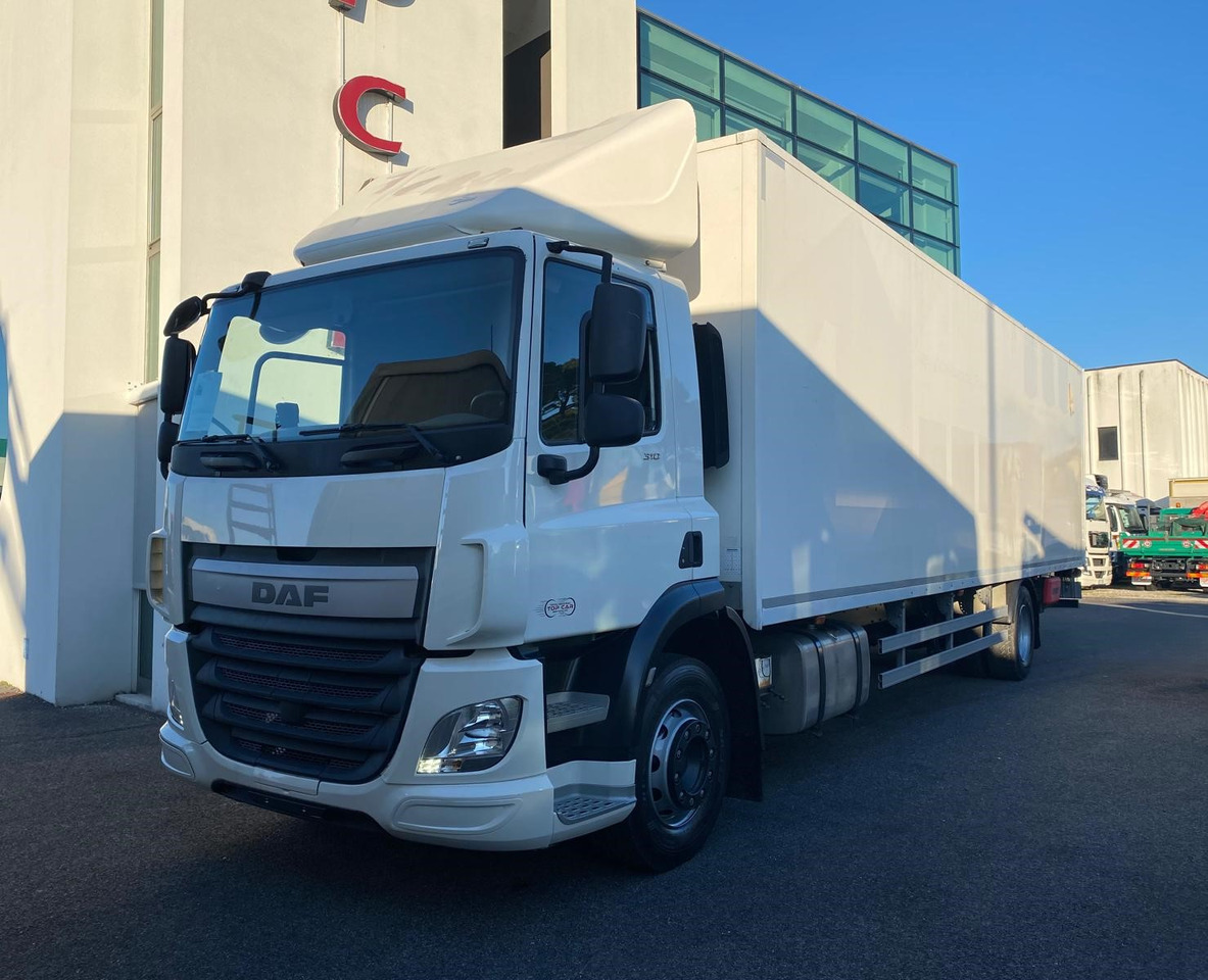 DAF 310 FA - Φορτηγό κόφα: φωτογραφία 1 DAF 310 FA - Φορτηγό κόφα: φωτογραφία 1