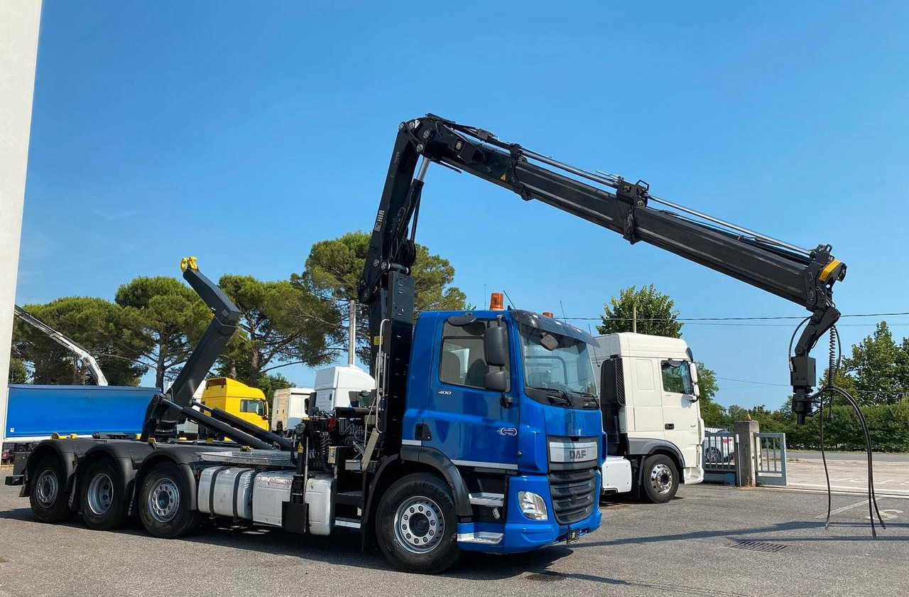 DAF CF 400 IMPIANTO SCARRABILE E GRU - Φορτηγό φόρτωσης γάντζου, Φορτηγό με γερανό: φωτογραφία 3 DAF CF 400 IMPIANTO SCARRABILE E GRU - Φορτηγό φόρτωσης γάντζου, Φορτηγό με γερανό: φωτογραφία 3