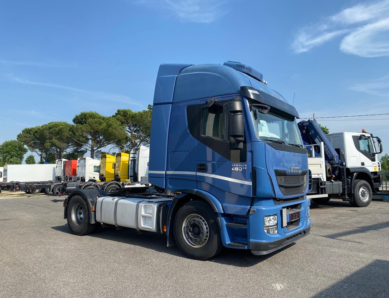 IVECO AS440T/P - Τράκτορας: φωτογραφία 2 IVECO AS440T/P - Τράκτορας: φωτογραφία 2