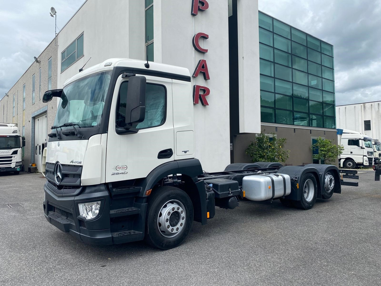 MERCEDES-BENZ ANTOS 25.40 - Φορτηγό σασί: φωτογραφία 1 MERCEDES-BENZ ANTOS 25.40 - Φορτηγό σασί: φωτογραφία 1