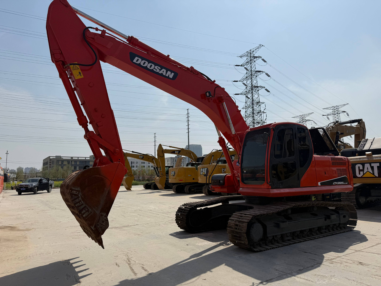DOOSAN Used Digger Doosan DX225LC-9T Construction Machinery Construction Digger Used Doosan DX225LC-9T Cheap Excavator - Κατασκευή μηχανήματα: φωτογραφία 2 DOOSAN Used Digger Doosan DX225LC-9T Construction Machinery Construction Digger Used Doosan DX225LC-9T Cheap Excavator - Κατασκευή μηχανήματα: φωτογραφία 2
