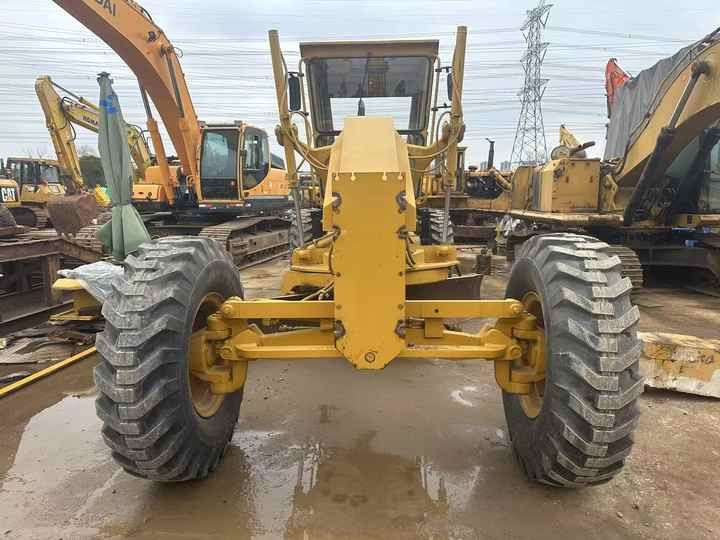 Low-price second-hand Cat Grader 140H with outstanding performance Carterpillarused 140H grader for sale - Γκρέιντερ: φωτογραφία 4 Low-price second-hand Cat Grader 140H with outstanding performance Carterpillarused 140H grader for sale - Γκρέιντερ: φωτογραφία 4