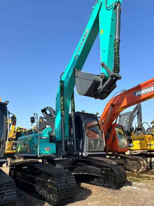 New Arrival Kobelco Sk200D 20tons Crawler Excavator for Sale 90% Brand New Kobelco Sk140 200 350 Digger in Stock - Ερπυστριοφόρος εκσκαφέας: φωτογραφία 2 New Arrival Kobelco Sk200D 20tons Crawler Excavator for Sale 90% Brand New Kobelco Sk140 200 350 Digger in Stock - Ερπυστριοφόρος εκσκαφέας: φωτογραφία 2