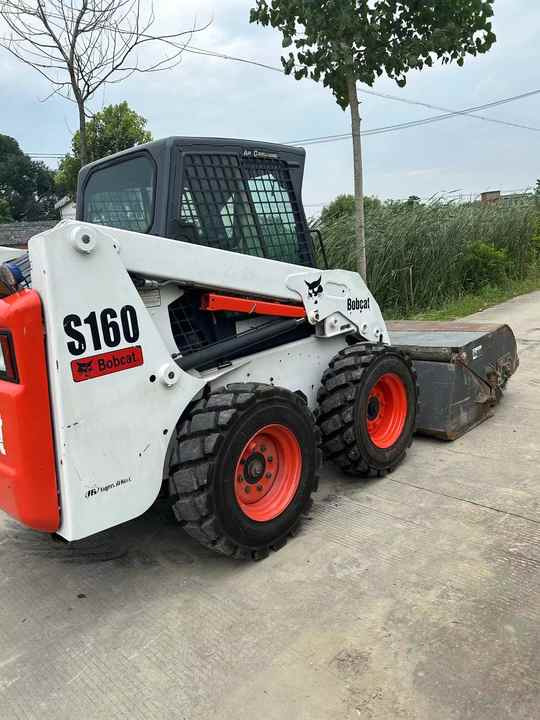 Used Bob Cat Bob Cat S160 Used Mini Skid Steer Wheel Loader Multifunctional Track Loaders Bobcat S160 2.7 Ton - Φορτωτής πλάγιας ολίσθησης: φωτογραφία 4 Used Bob Cat Bob Cat S160 Used Mini Skid Steer Wheel Loader Multifunctional Track Loaders Bobcat S160 2.7 Ton - Φορτωτής πλάγιας ολίσθησης: φωτογραφία 4