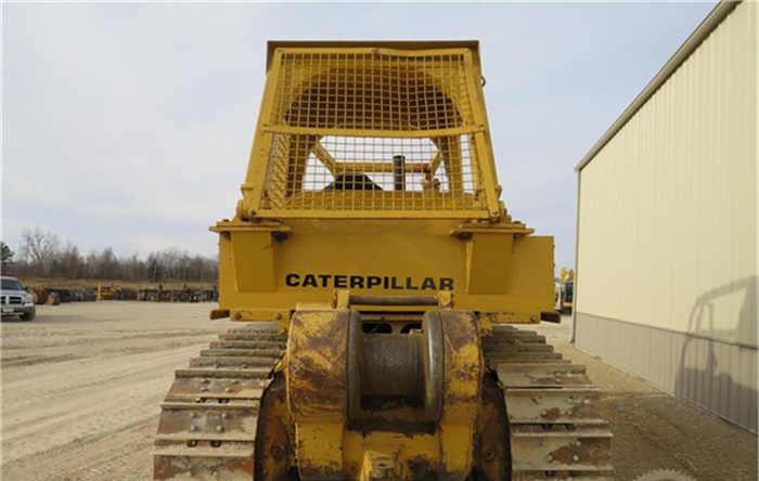Used CAT D7 D7G Bulldozer with Winch /Caterpillar Bulldozer with Winch CAT D7G D7H D7R Dozer for Sale - Μπουλντόζα: φωτογραφία 3 Used CAT D7 D7G Bulldozer with Winch /Caterpillar Bulldozer with Winch CAT D7G D7H D7R Dozer for Sale - Μπουλντόζα: φωτογραφία 3