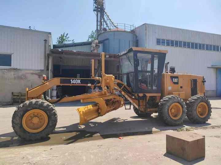 Used Caterpillar CAT 140k Land Road Motor Grader CAT140k Used Grader Cheap Price for Sale - Γκρέιντερ: φωτογραφία 2 Used Caterpillar CAT 140k Land Road Motor Grader CAT140k Used Grader Cheap Price for Sale - Γκρέιντερ: φωτογραφία 2