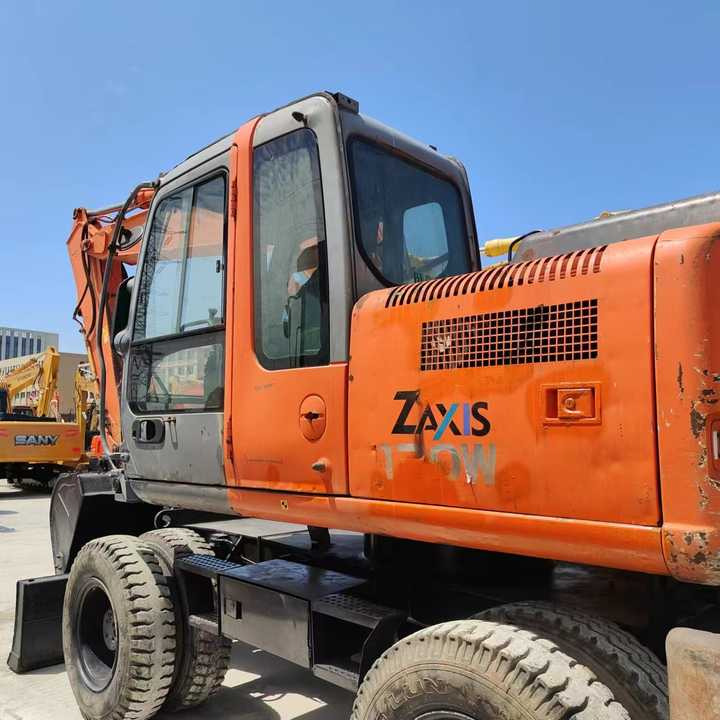 Used Japan Original Brand Hitachi Zx 130w Wheel Excavator Hitachi Zx120 130 200 Excavator for Sale - Τροχοφόρος εκσκαφέας: φωτογραφία 3 Used Japan Original Brand Hitachi Zx 130w Wheel Excavator Hitachi Zx120 130 200 Excavator for Sale - Τροχοφόρος εκσκαφέας: φωτογραφία 3