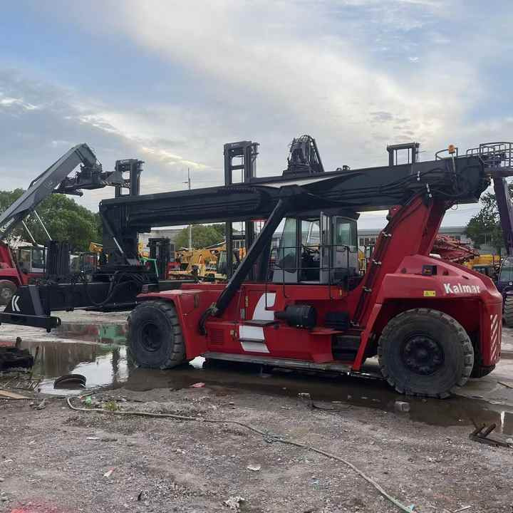 Used KALMAR DRF450-60S5 Port Reach Stacker Container Dedicated 45t - Reachstacker: φωτογραφία 4 Used KALMAR DRF450-60S5 Port Reach Stacker Container Dedicated 45t - Reachstacker: φωτογραφία 4