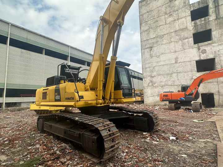 Used Komatsu PC450-8 Excavator Carrying Extra Long Arm Superior Performance Used Komatsu 45 Tonne Hydraulic Excavator Hot Sale - Ερπυστριοφόρος εκσκαφέας: φωτογραφία 5 Used Komatsu PC450-8 Excavator Carrying Extra Long Arm Superior Performance Used Komatsu 45 Tonne Hydraulic Excavator Hot Sale - Ερπυστριοφόρος εκσκαφέας: φωτογραφία 5