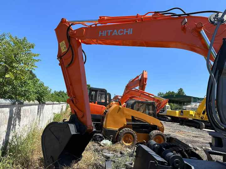 Used Wheel Excavator Hitachi ZX 130W Made in Japan 13ton Hitachi Zx130w Wheel Excavator Price Used Hitachi Zx130 Excavator SALE - Τροχοφόρος εκσκαφέας: φωτογραφία 3 Used Wheel Excavator Hitachi ZX 130W Made in Japan 13ton Hitachi Zx130w Wheel Excavator Price Used Hitachi Zx130 Excavator SALE - Τροχοφόρος εκσκαφέας: φωτογραφία 3